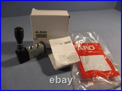 ARO/Ingersoll Rand M212LM-R-G Manual Air Control Valve, Black Lever/Manual A1271