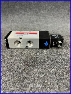 INGERSOLL-RAND ARO M213SS-120-A 4-Way 2 Position Solenoid Valve 3/8 NPT/120V