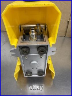 IR ARO M212TM Pneumatic Foot Pedal Valve Guarded New Without Box IR ARO M212TM Pneumatic Foot Pedal Valve Guarded New Without Box