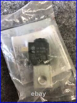 Ingersol-Rand CAT33P-120-A-G Solenoid Valve 120VAC 150PSI 1/8 2G487 New