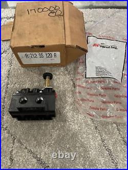 Ingersoll Rand ARO Fluid Power A212SS-120-A Valve FREE SHIPPING