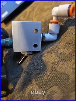 Ingersoll-Rand M25ILS VALVE MANUAL 1/8IN NPT IR-ARO ON OFF Pneumatic Air Switch