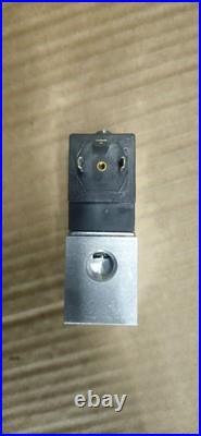 Ingersoll rand FlowCat Series 24v 3 Ported Solenoid Valve #05681952 Ingersoll rand FlowCat Series 24v 3 Ported Solenoid Valve #05681952