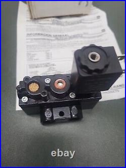 NIB Ingersoll Rand ARO A212SS-024-D Alpha Series 4-Way Solenoid-Actuated