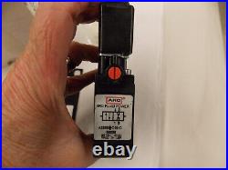 New ARO Ingersoll Rand A222SS-024-D Stacking Valve 1/4 NPT 24 VDC S1 New ARO Ingersoll Rand A222SS-024-D Stacking Valve 1/4 NPT 24 VDC S1