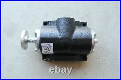 New ARO Ingersoll-Rand Fluid Power K213HS Pneumatic Palm Valve 3/8 NPT Part